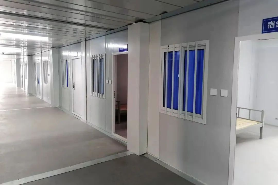 疫情就是命令，鍍鋁鋅鋼板銷售廠家宏鑫源緊急馳援多地方艙醫(yī)院建設(圖3)